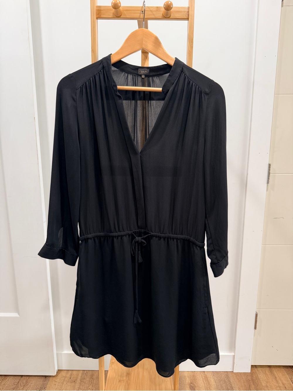 Babaton Black Long-Sleeve V-Neck Drawstring Waist Dress